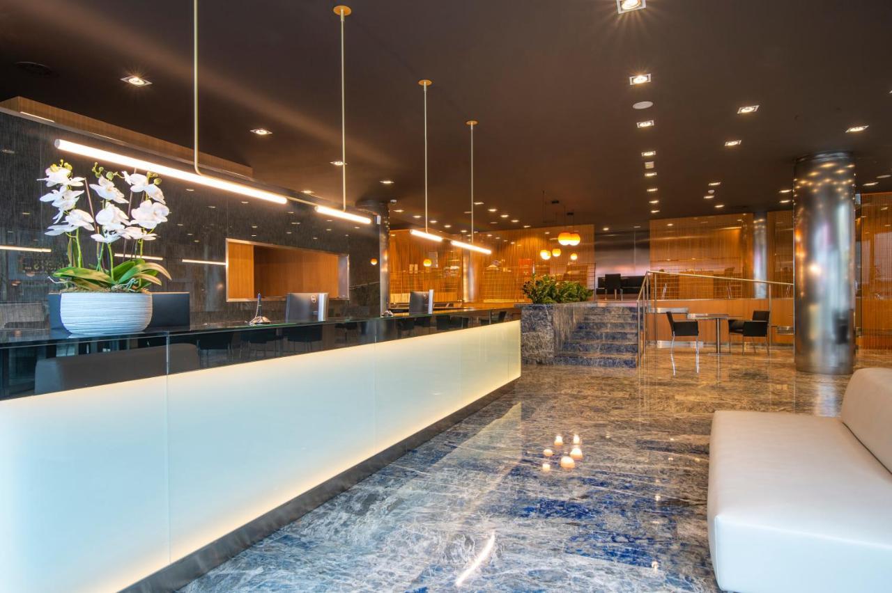 Hotel Starc By Pierre & Vacances Premium Andorra la Vella Eksteriør billede